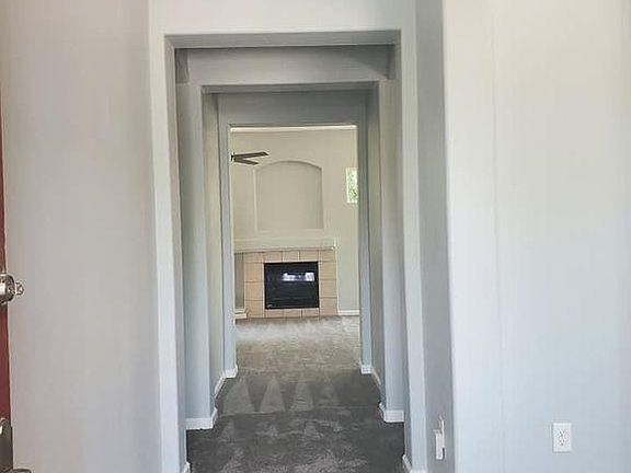 4th image of 2671 Arrowsmith Dr