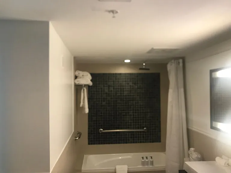 17315 Collins Ave #1003 — Photo 32