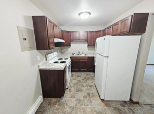 121 W Interstate Ave #2, Bismarck, ND 58503