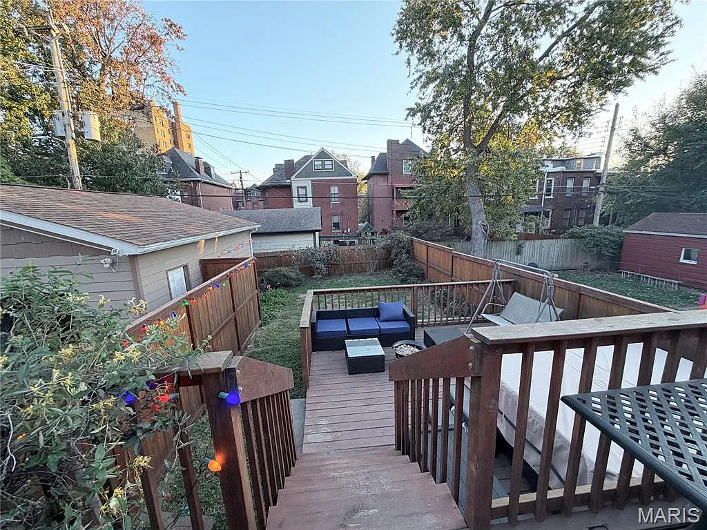 5 bed, 2368 sqft, $3,500 — Photo 2