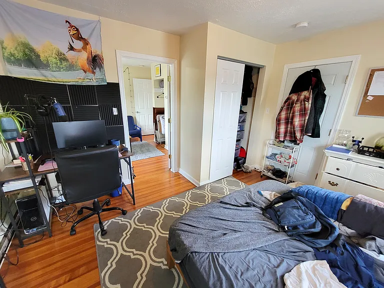 1096 N Shore Rd #2 — Photo 3