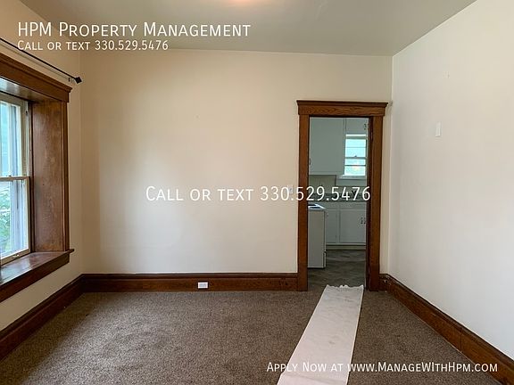 2nd image of 27 E Archwood Ave