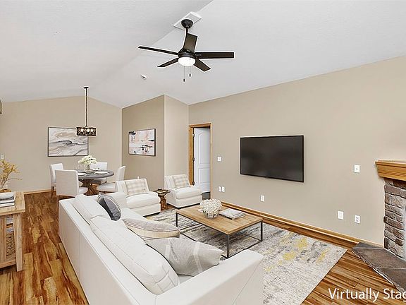 3rd image of 2212 SW 35th St