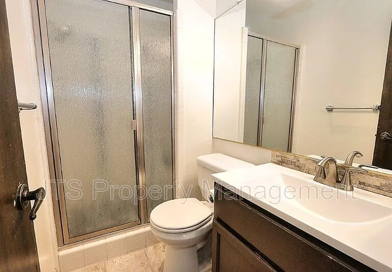1060 Sand Bar Cir — Photo 70