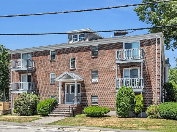 270 Main St APT 26, North Reading, MA 01864