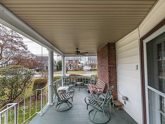 5th image of 212 Morris Ave