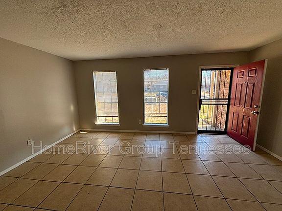 5th image of 3407 Barbwood Dr