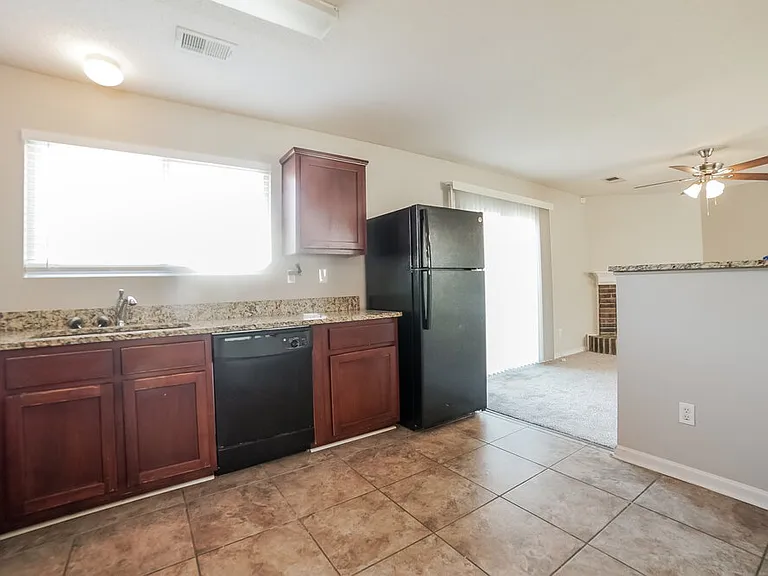 10038 Chariden Dr — Photo 8