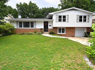 2717 W Castle Ct, Peoria, IL 61614