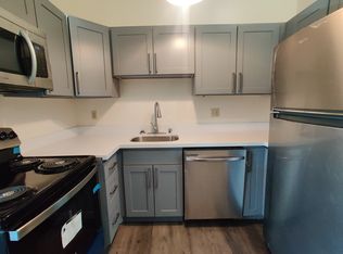 917 N 96th St #3, Seattle, WA 98103