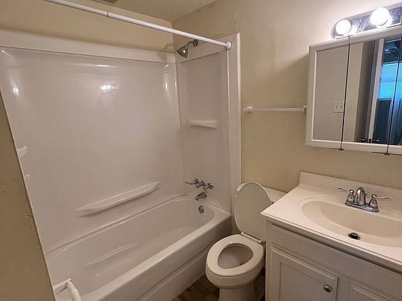 3rd image of 2411 Duke Dr #20