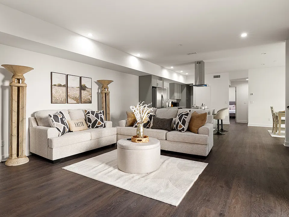 13227 Florwood Ave
