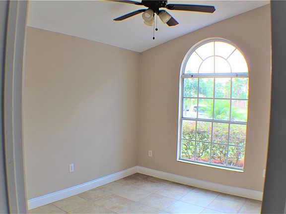 5th image of 137 Richmar Ave