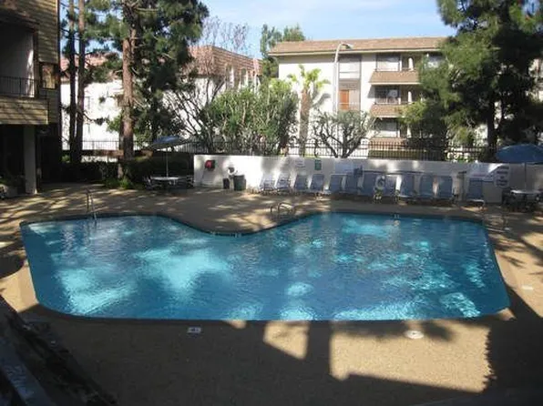 5950 Canterbury Dr APT C303, Culver City, CA 90230