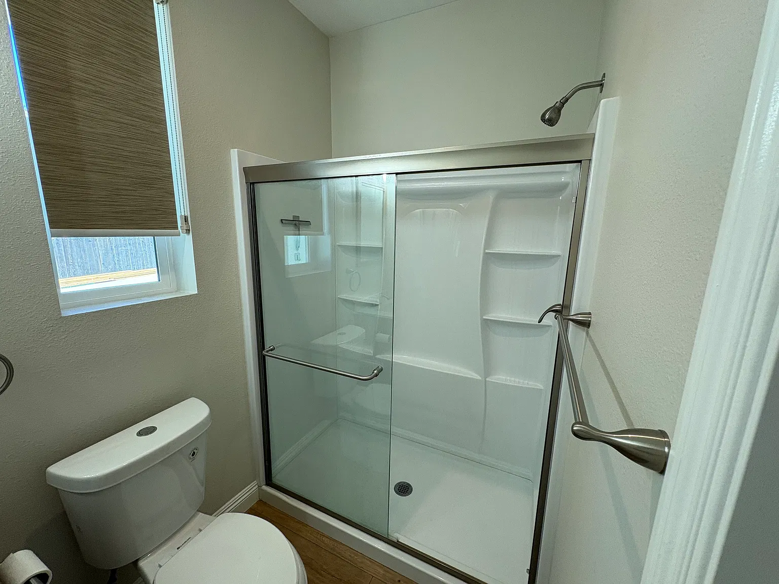 2 bed, 940 sqft, $3,100 — Photo 2