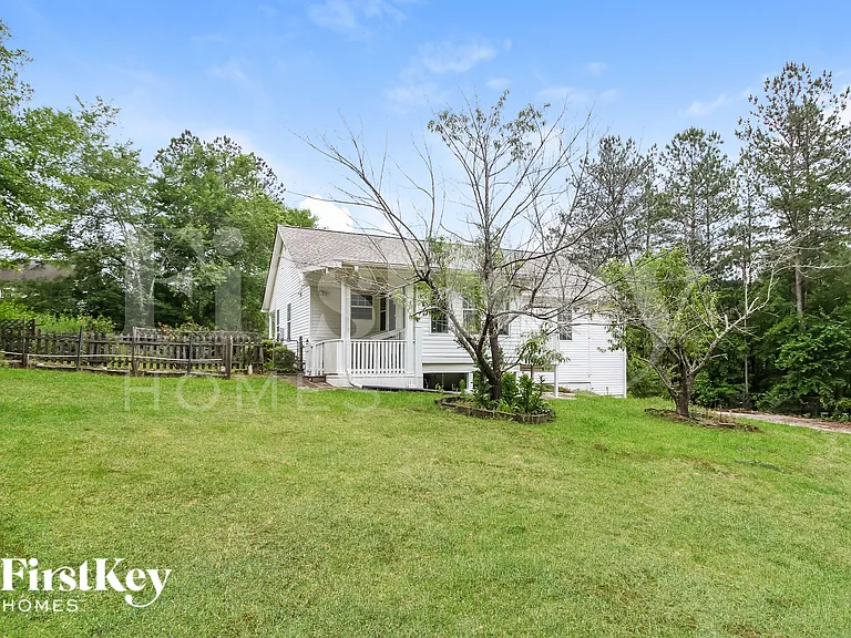 140 Thrasher Rd — Photo 18