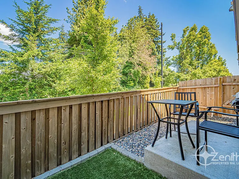 186 N 44th Pl — Photo 15