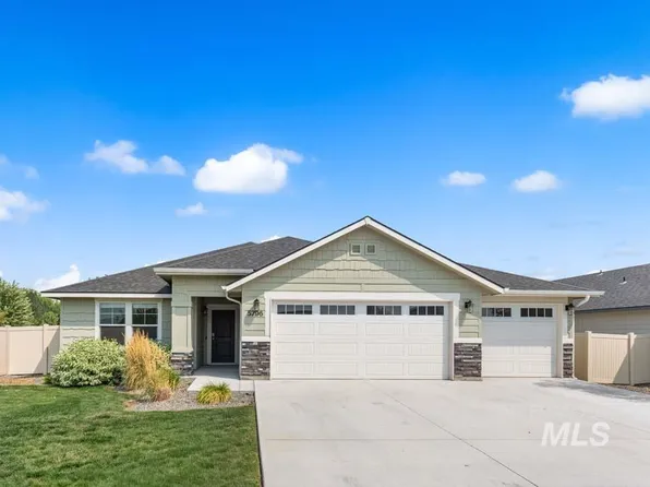 5796 N Oakstone Ave, Meridian, ID 83646