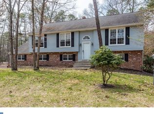 17 Holly Park Dr, Tabernacle, NJ 08088