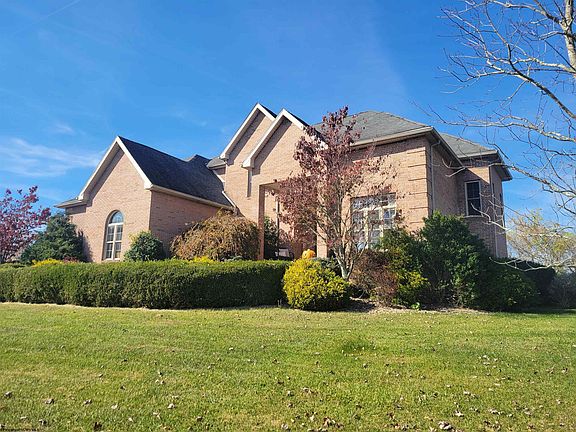 2nd image of 87 Samantha Dr