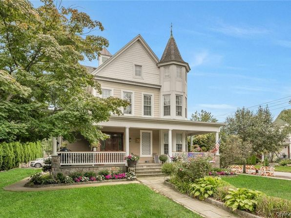 62 Grand Blvd Unit 2