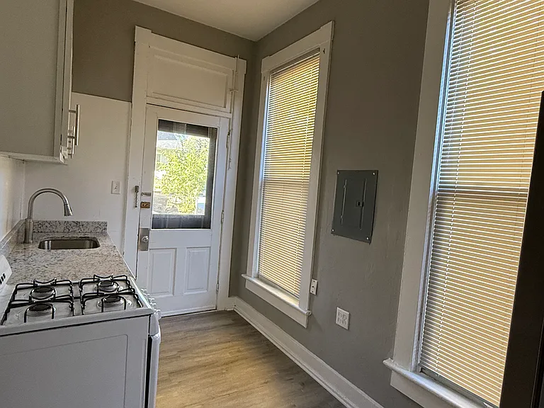 853 Columbia Ave #2 — Photo 8