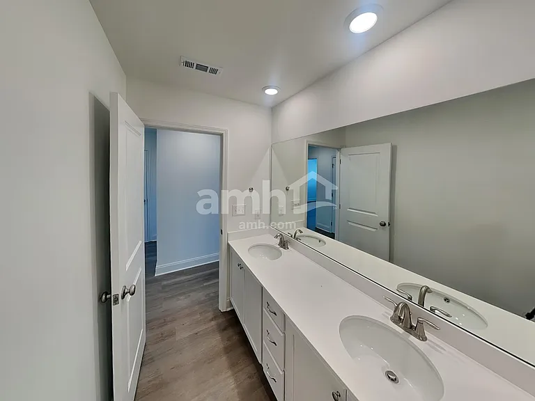 204 Argea Dr — Photo 14