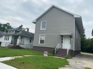 121 Arizona Ave, Joliet, IL 60433