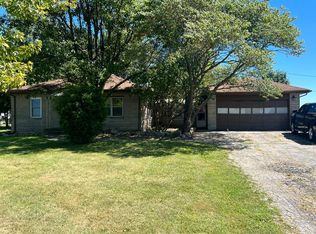 2532 S Smithland Rd, Shelbyville, IN 46176