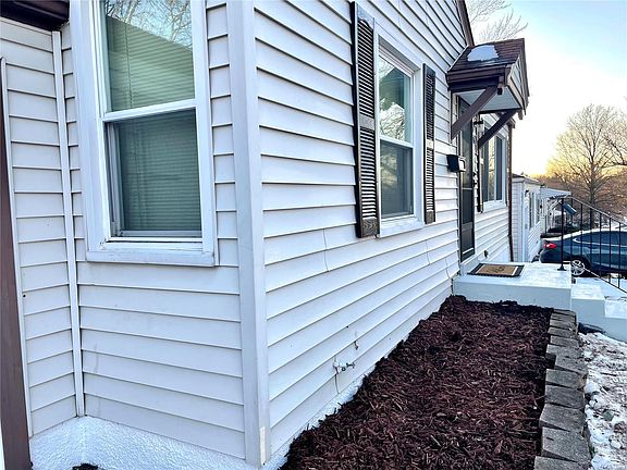 3rd image of 1204 Laire Dr