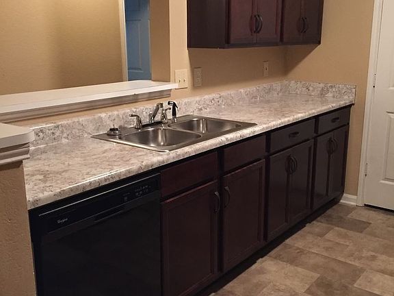 5th image of 2119 Ringgold Ct APT 205