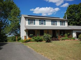 8 Tucker Ln #B, Belchertown, MA 01007