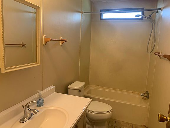5th image of 2426 Harold Dr