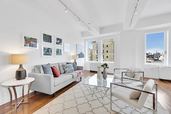 Sold by Compass | media 3