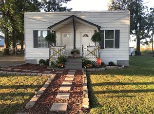 111 Wallace Ave, Dupo, IL 62239