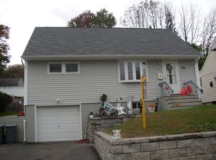 90 Highview Ave, Totowa, NJ 07512