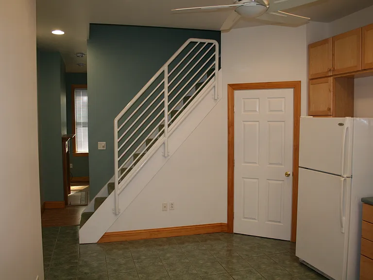 2126 Fox Way — Photo 9