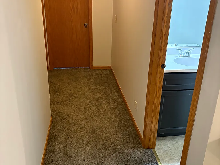 102 Louie Ln #B — Photo 14