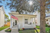 E 6th Ave-S1410-001.jpg