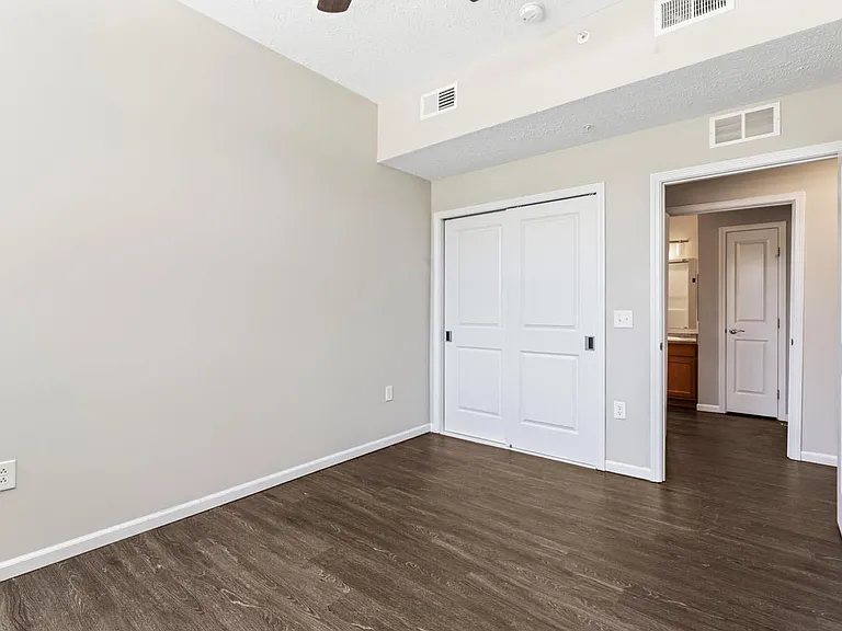Blackhawk Commons — Photo 18