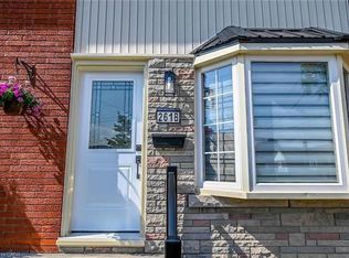 261 Scott St #B, Saint Catharines, ON L2N1H9