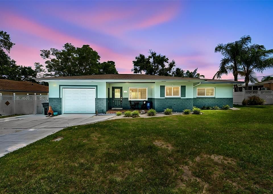1st image of 3282 Honeysuckle Rd