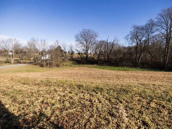 52 Shadow Oak Dr, Somerset, KY 42503