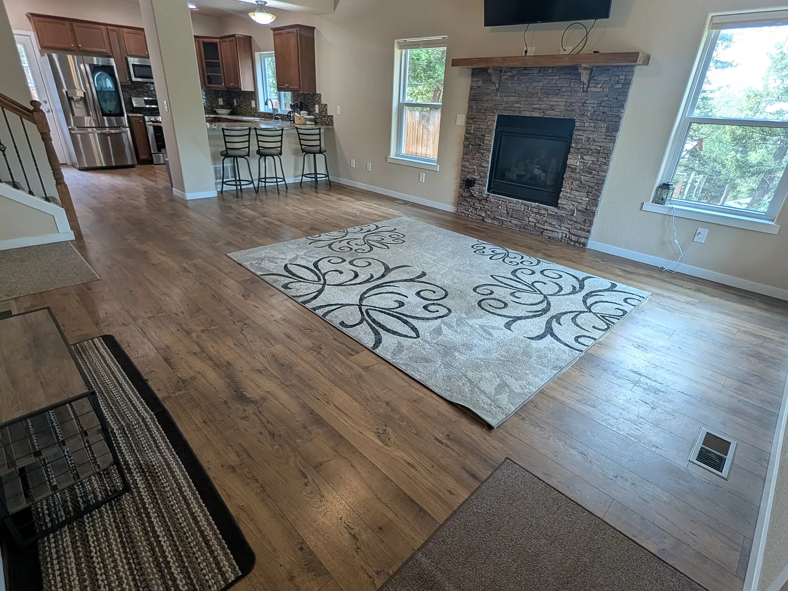 3 bed, 1850 sqft, $2,600 — Photo 3