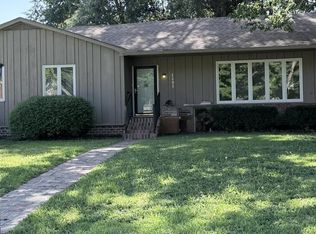 1401 N 2nd St, Atchison, KS 66002