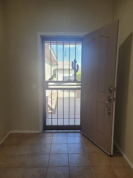 15128 W Pinehurst Ln — Photo 3
