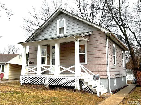 424 N 39th St, Belleville, IL 62226