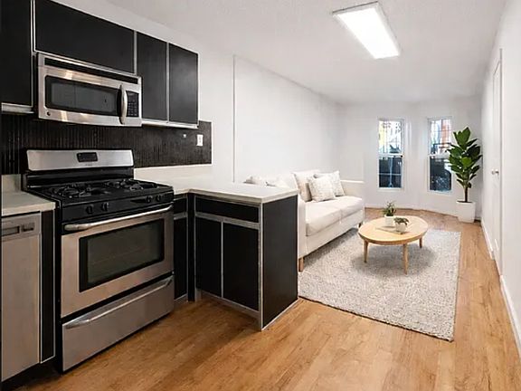 2nd image of 918A Lafayette Ave APT 1