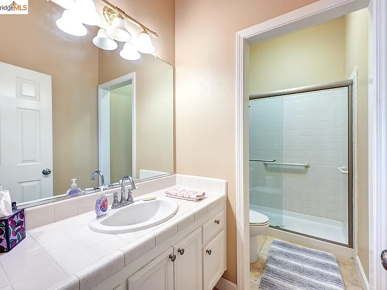 4050 Pier Point — Photo 37