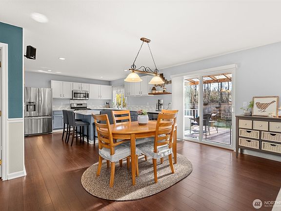 5th image of 14127 50th Drive SE